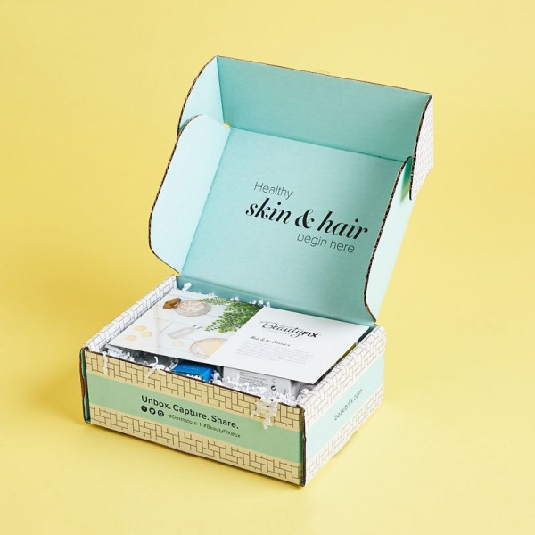 Custom Made Mailers Boxes with Company Logo for Small Business Order Packaging and Shipping