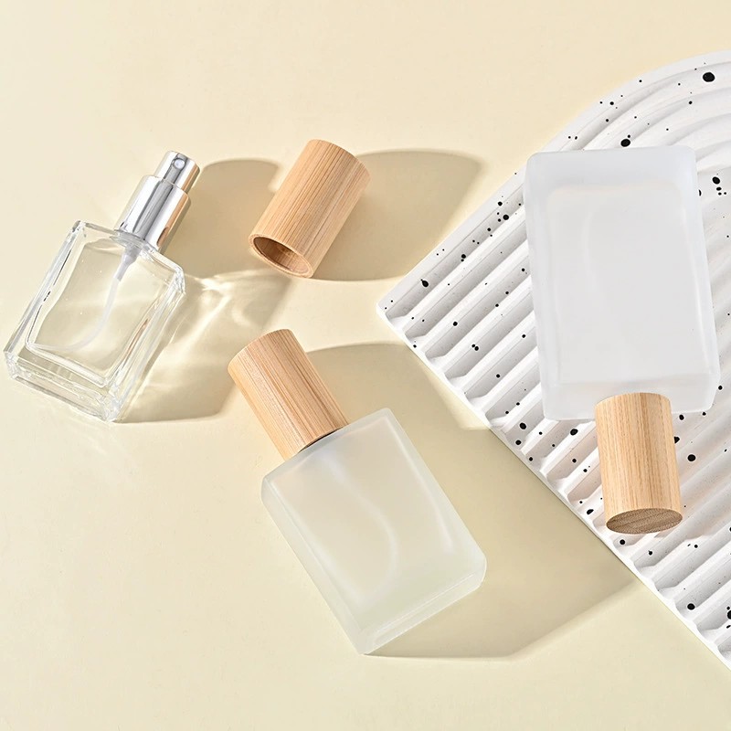 Empty Square Glass Spray Bottles with Bamboo Caps 30ML 50ML 100ML Clear Frosted